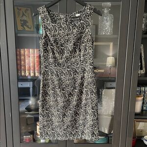 ♻️Connected Apparel Black and White Patterned Mini Dress